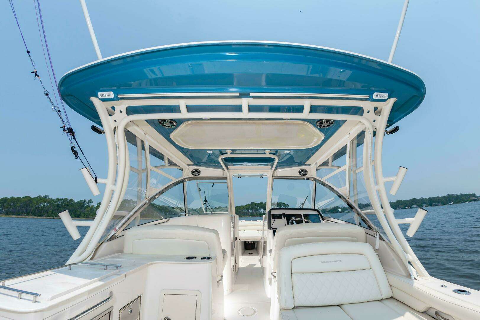 2022 Grady-White — - Image 31