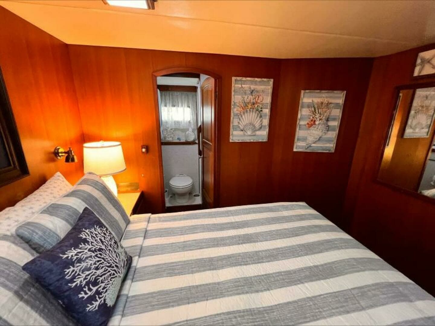 1985 Hartman-Palmer 60 Flush Deck Motor Yacht - Image 42