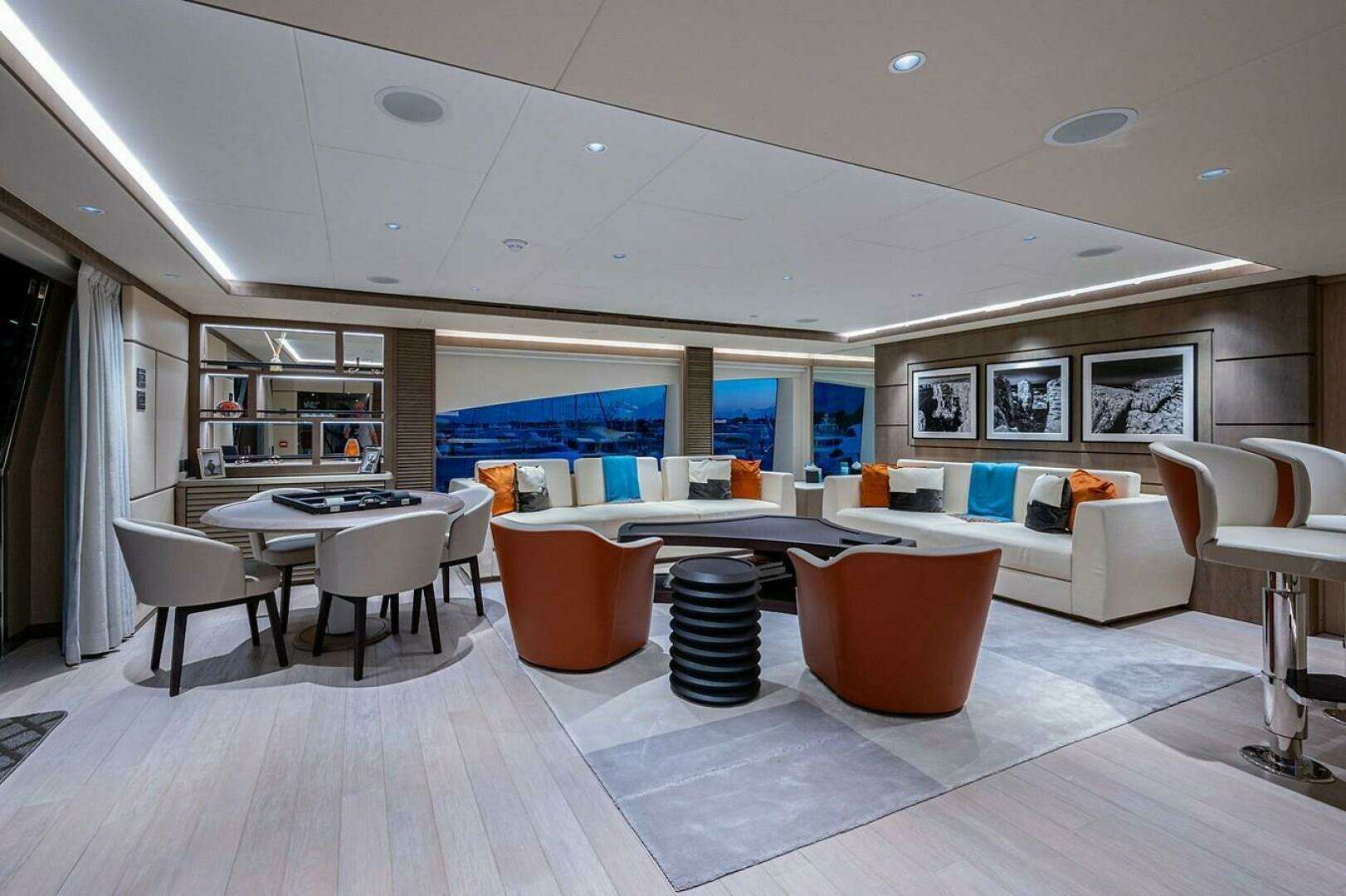 2020 Majesty Yachts 140 - Image 25