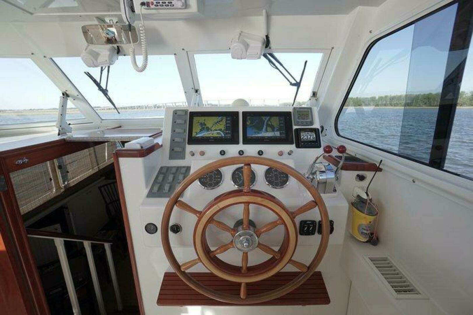 2003 Huckins — - Image 15