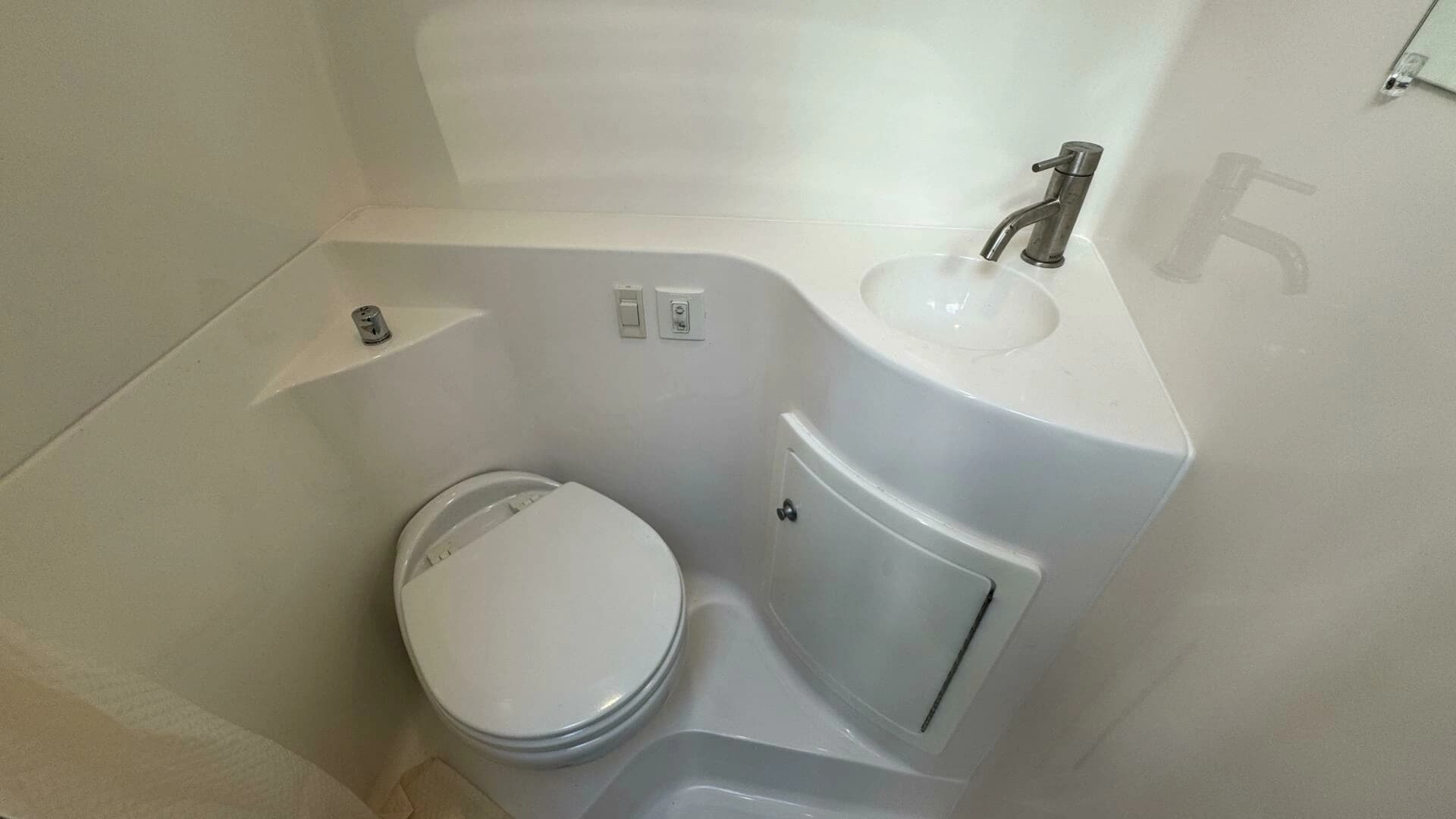 2022 Regal 26 XO - Image 36