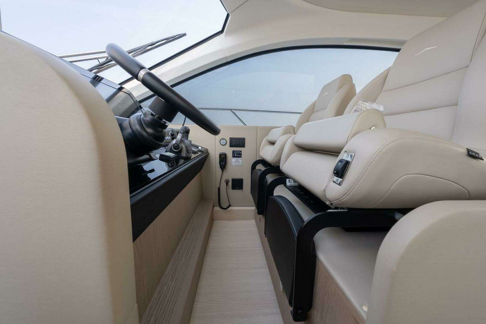 2023 Azimut Fly 53 - Image 101