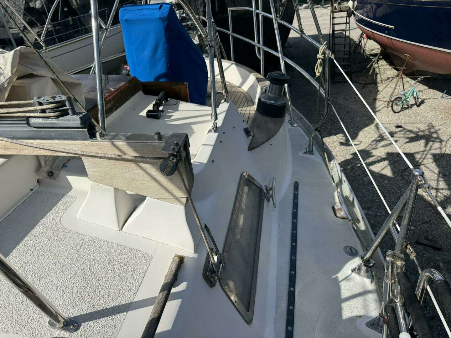 1987 Tayana 42 Vancover Aft Cabin - Image 41