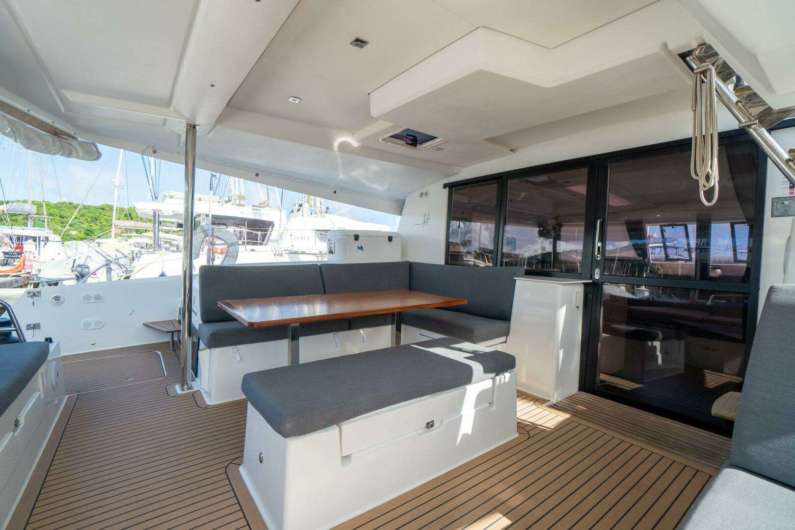 2020 Fountaine Pajot — - Image 31