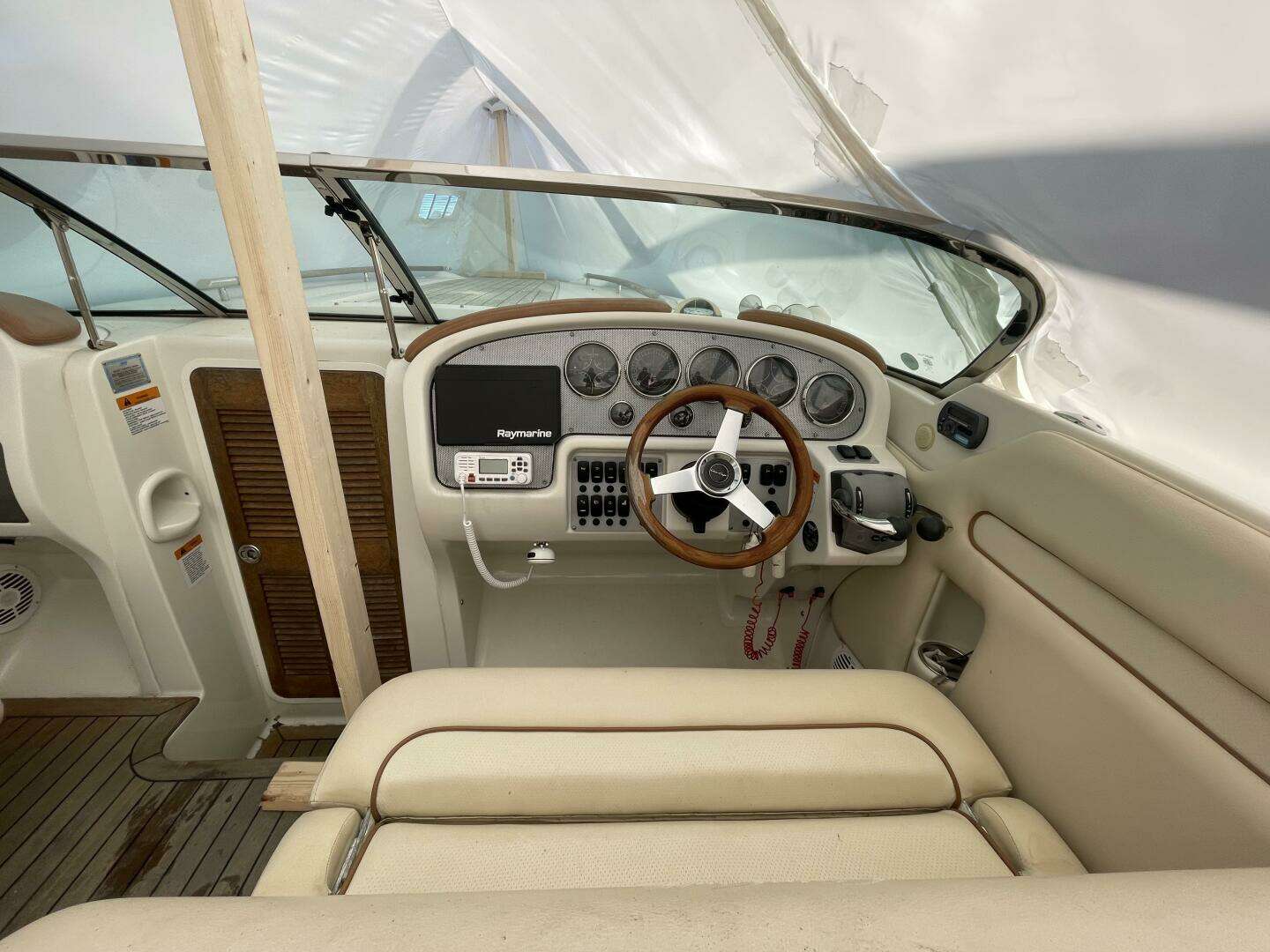 2009 Chris-Craft Corsair 28 Heritage Edition - Image 4