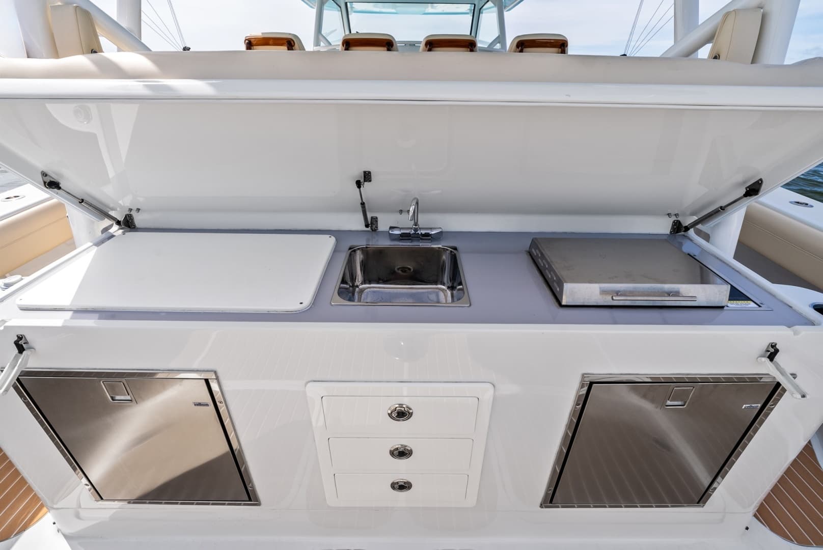 2024 Yellowfin 54 Offshore - Image 42
