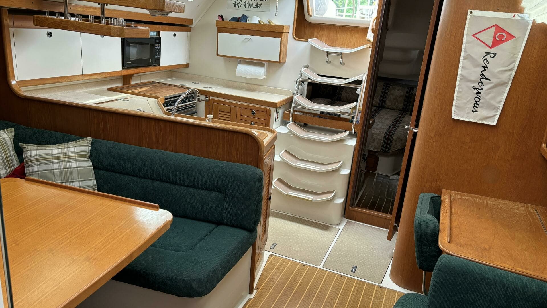 1997 Catalina 400 - Image 7