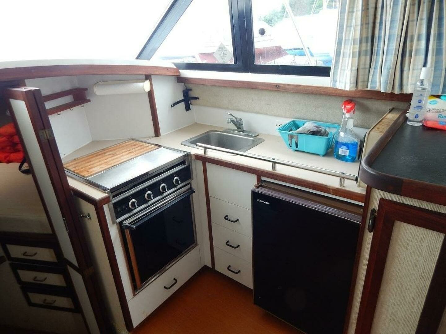 1983 Carver Mariner 2897 - Image 9