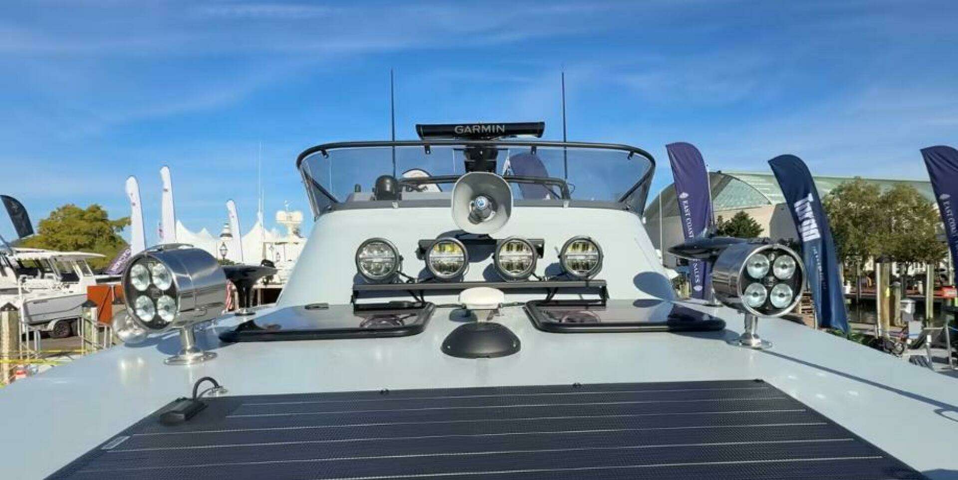 2025 Targa 37 Flybridge - Image 17