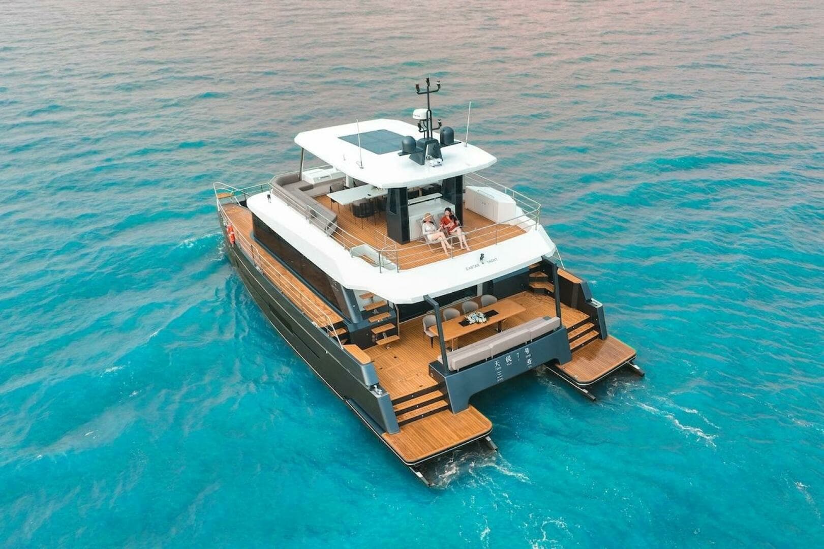 2026 Diamond Yachts EF56 Power Catamaran - Image 8