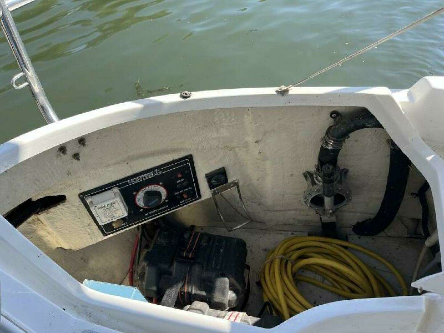 1994 Hunter 29.5 - Image 18