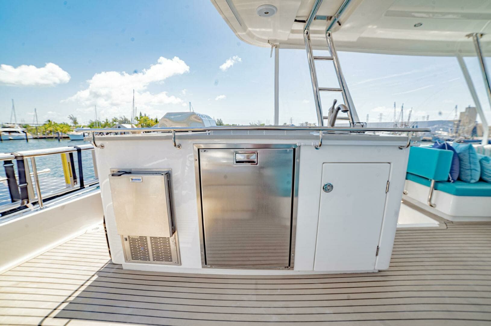 2018 Leopard 58 - Image 53