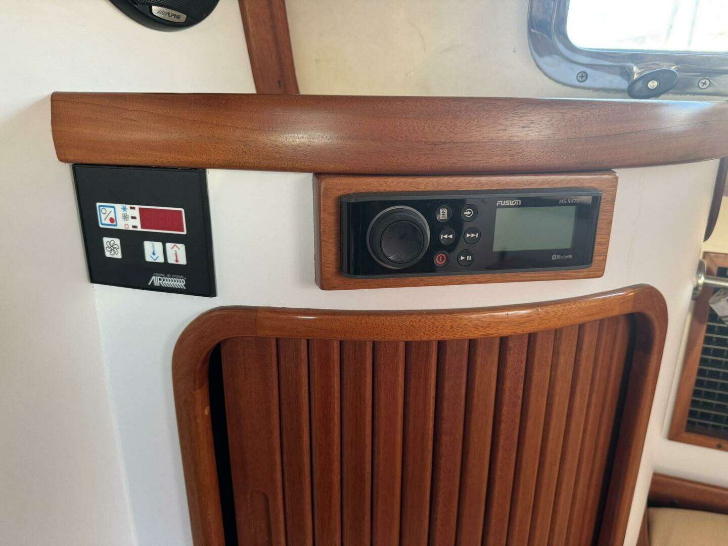2001 Legacy Yachts Express - Image 25