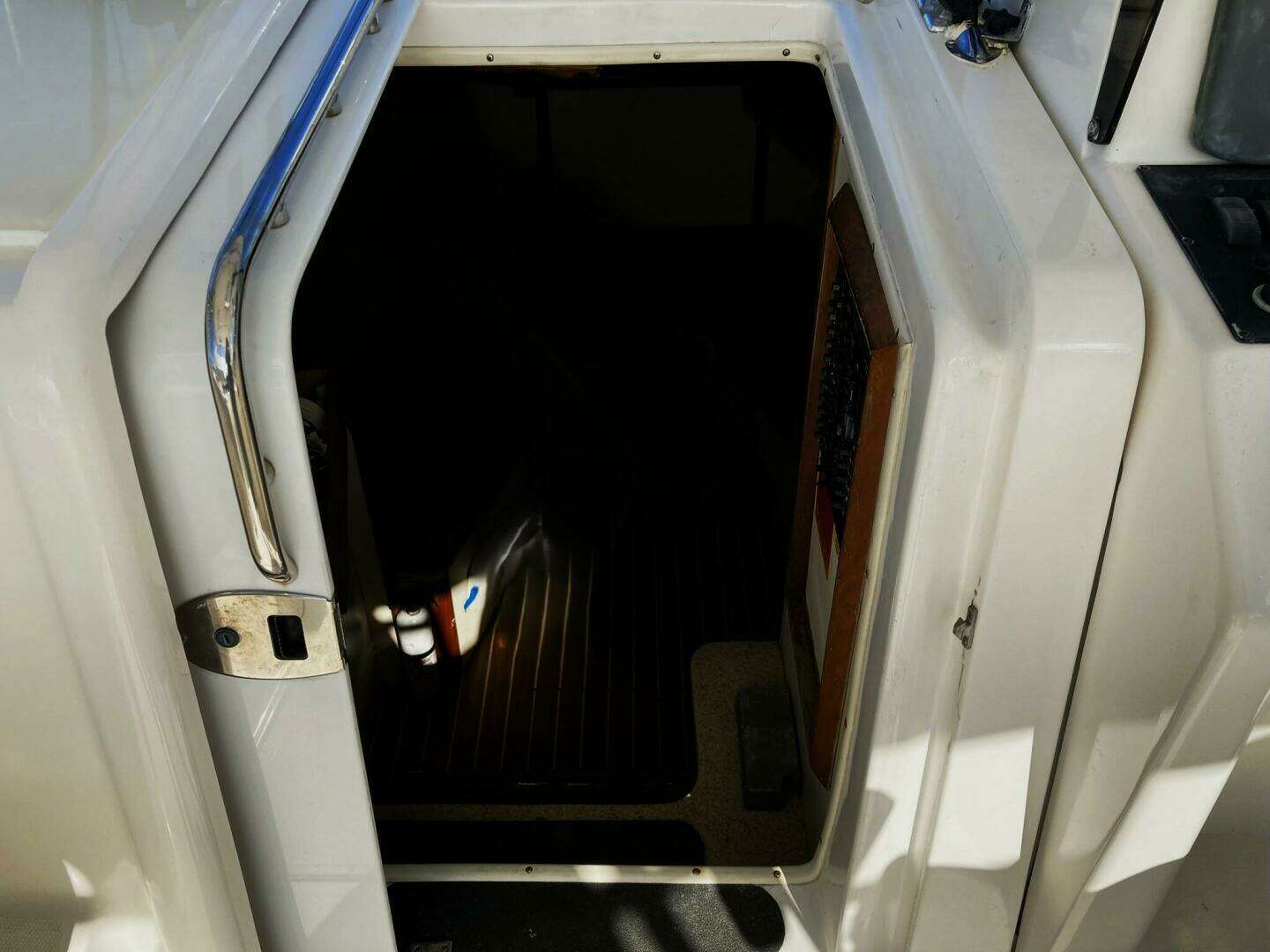 2006 Luhrs 280 Express Open - Image 14