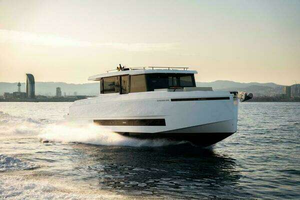 2026 De Antonio Yachts D60 - Image 1