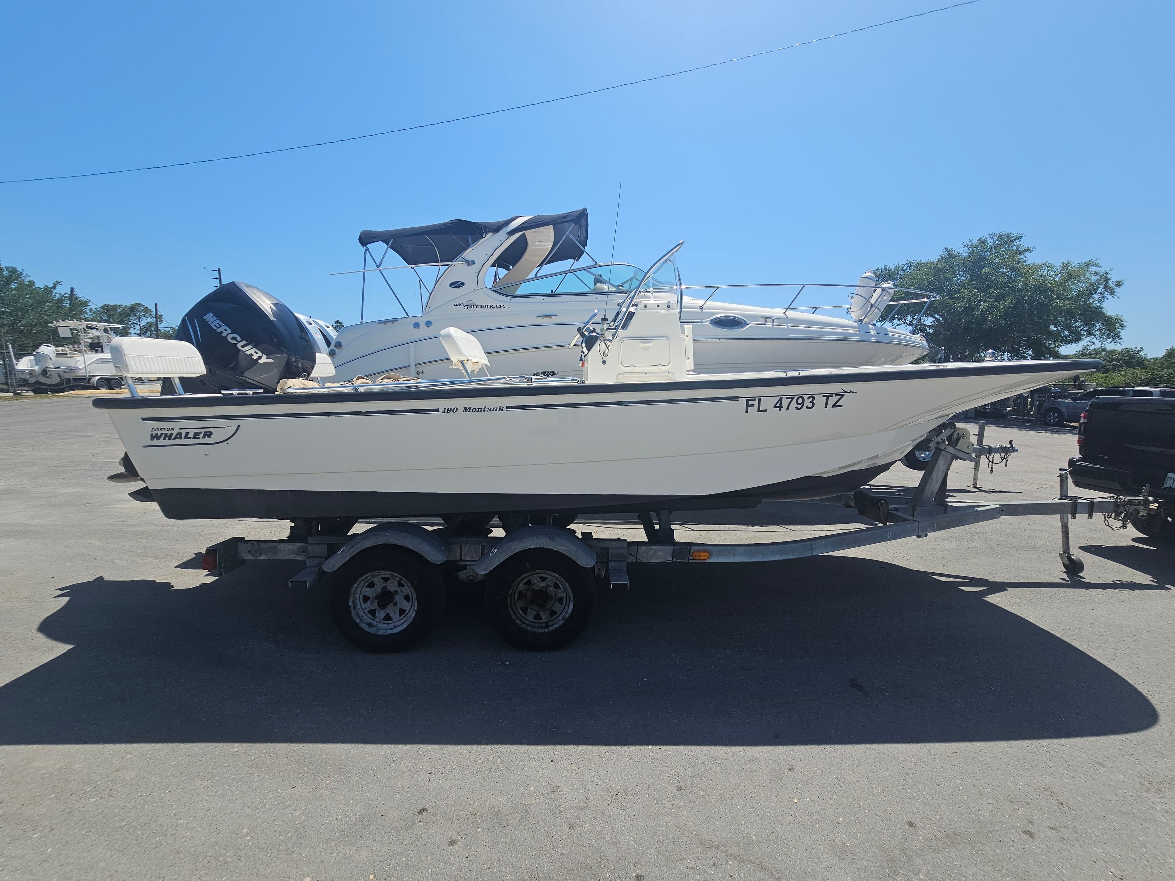 2015 Boston Whaler 190 Montauk