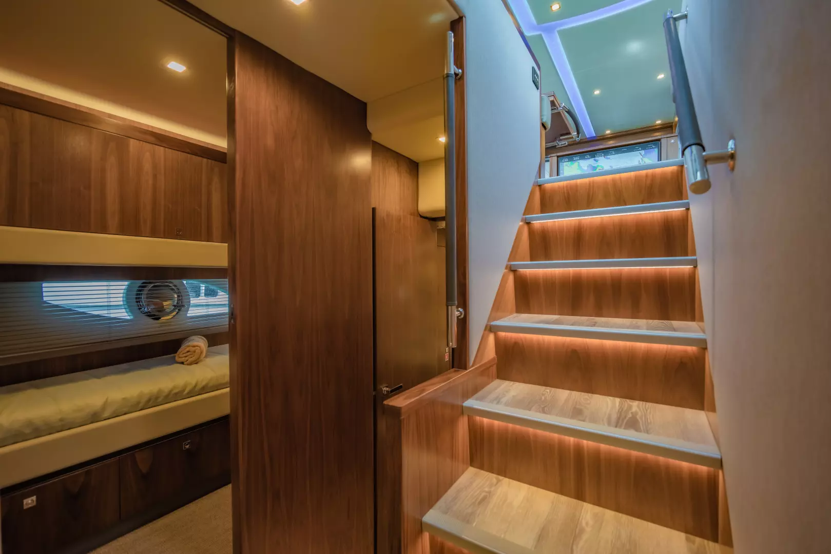 2019 Riviera 68 Sport Motor Yacht - Image 14