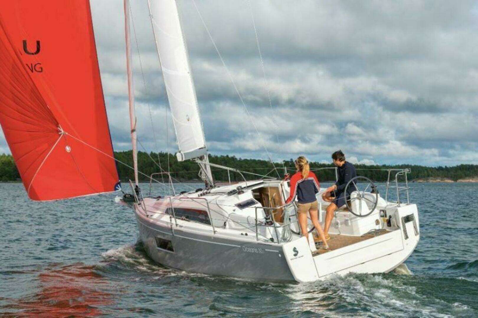 2023 Beneteau Oceanis 30.1 #292 - Image 17