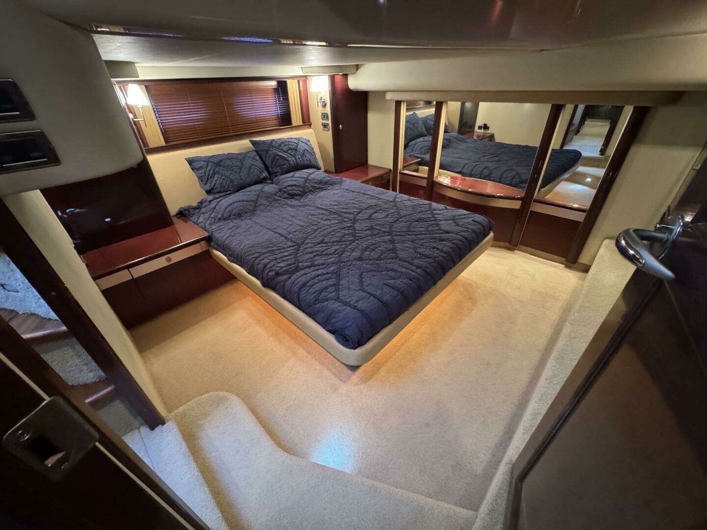 2007 Sea Ray 58 Sedan Bridge - Image 39