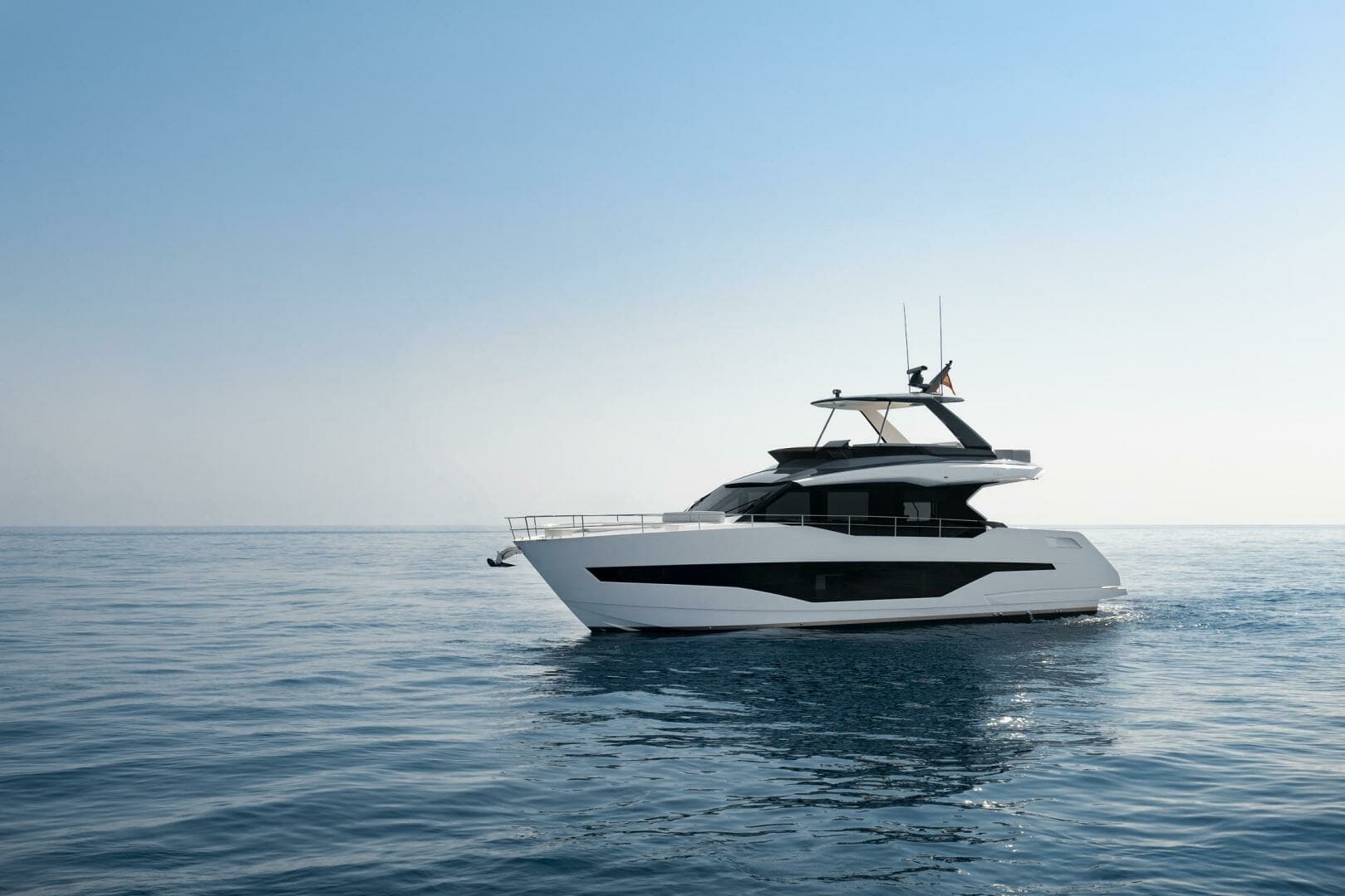 2023 Astondoa AS5 - Image 3