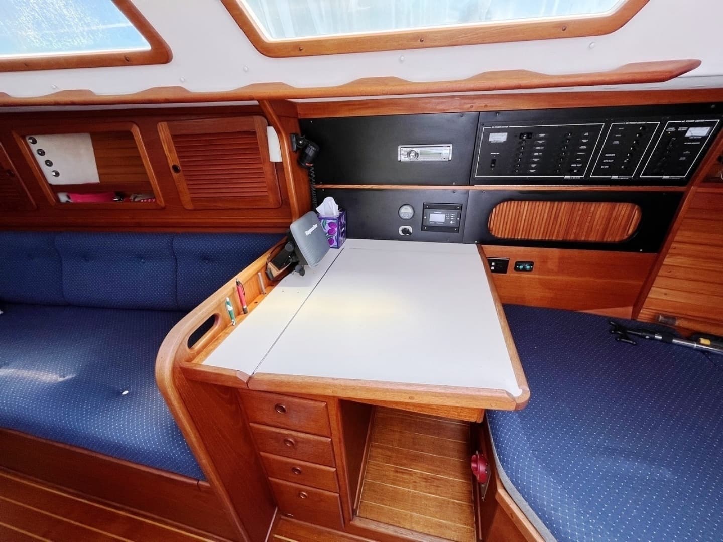 1991 Sabre 34-2 MKII - Image 22