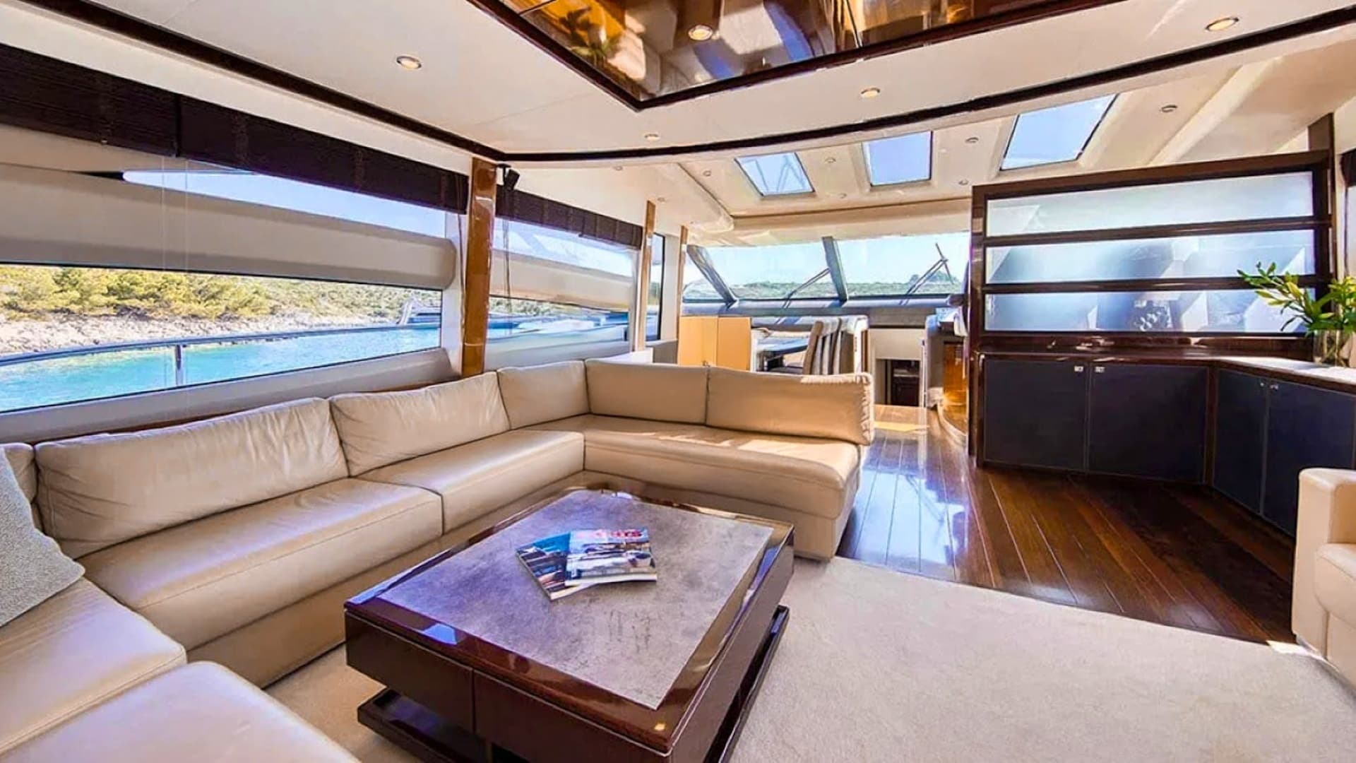 2011 Princess Yachts Princess V85 - Image 5