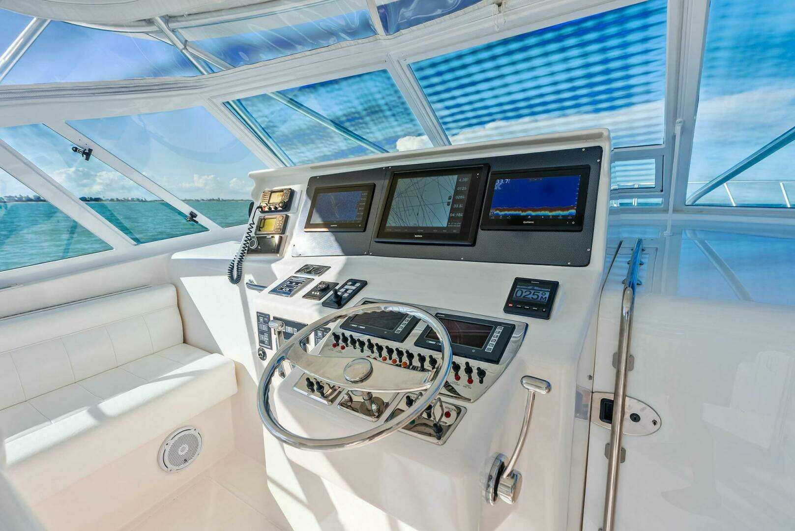 2006 Cabo 45 Express - Image 26