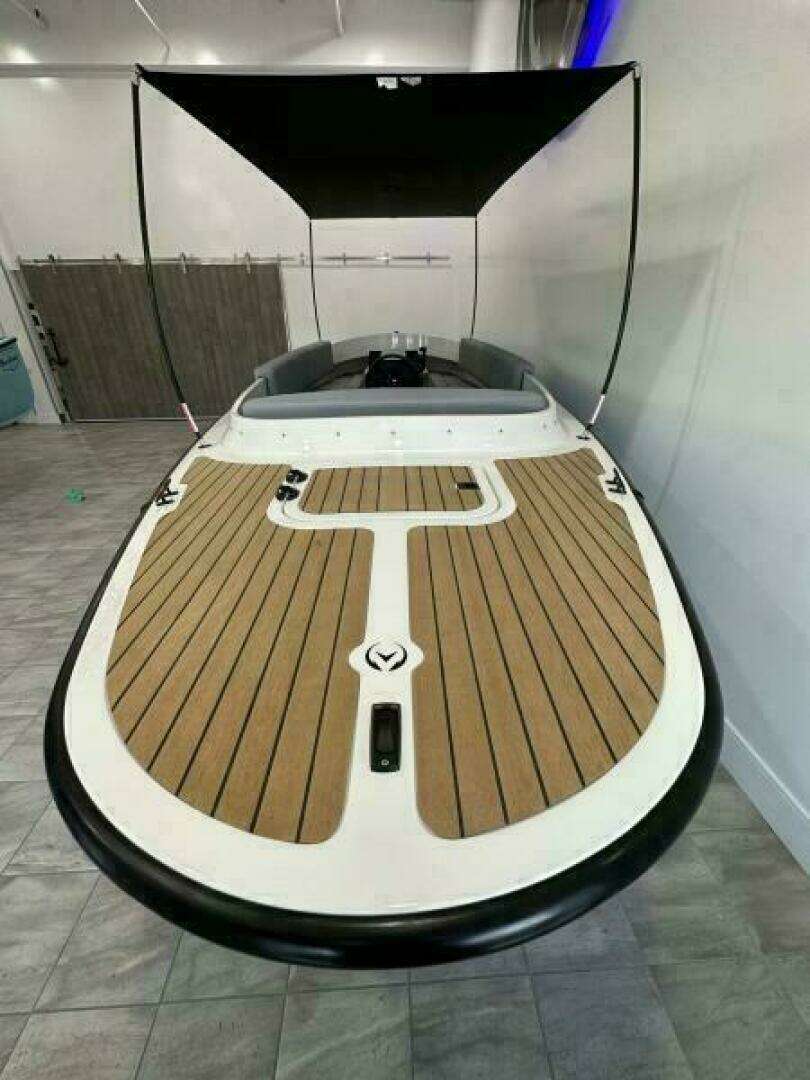 2023 Vision Fantail 217 - Image 3