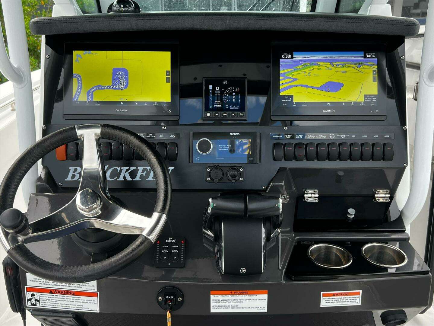 2023 Blackfin 272 CC - Image 3