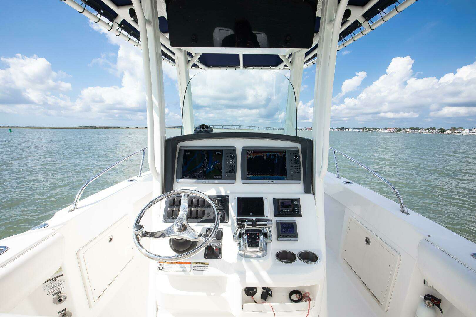 2010 Boston Whaler 250 Outrage - Image 4