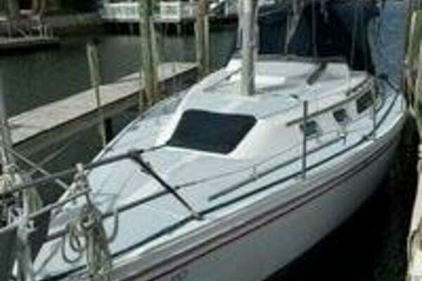1988 Catalina 30 - Image 1