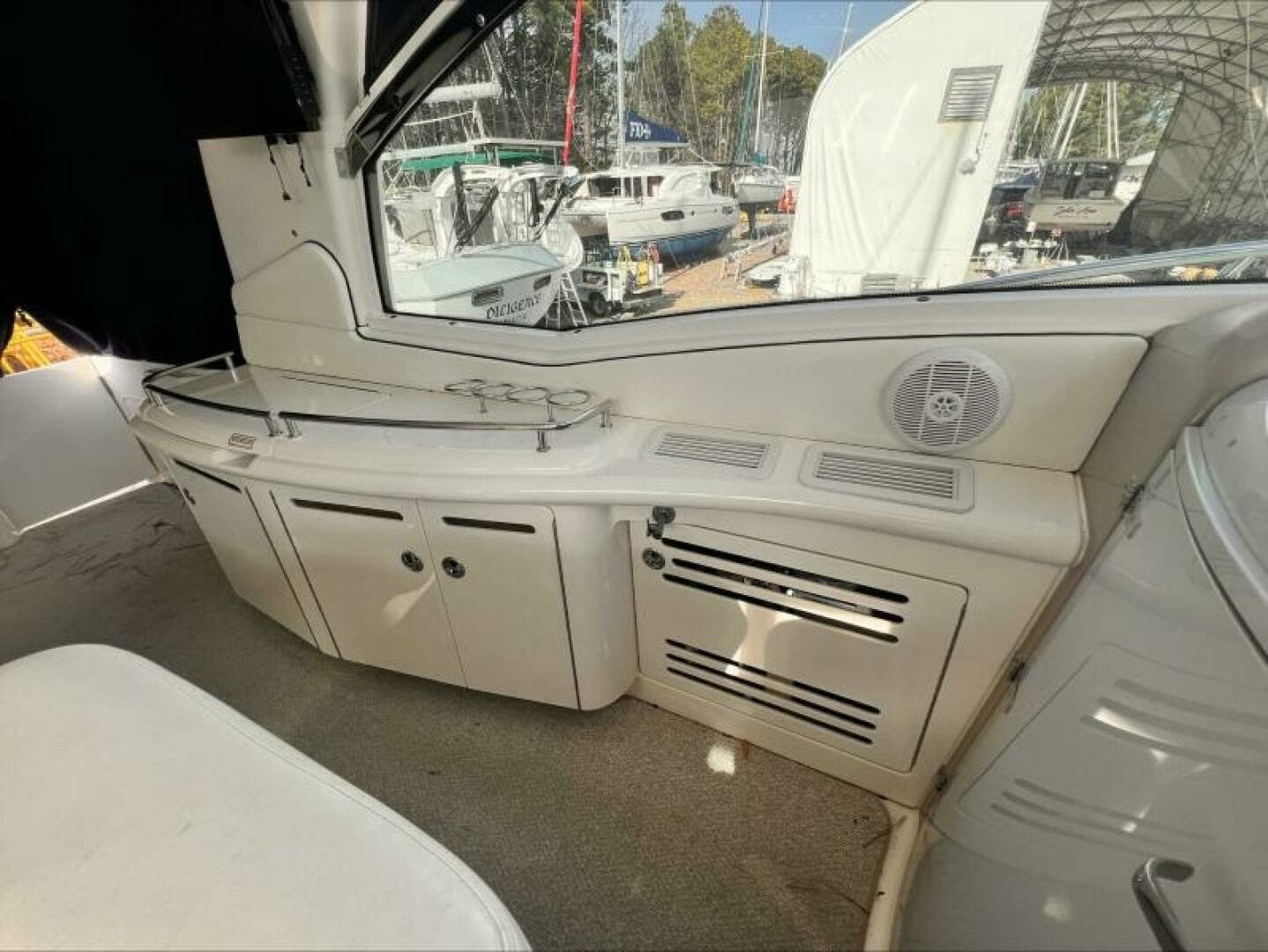 2005 Sea Ray 500 Sundancer - Image 5