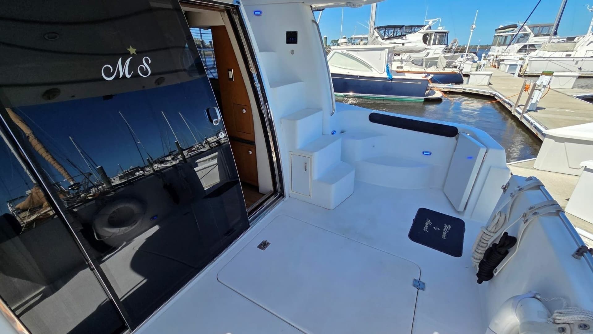 2000 Carver 450 Voyager Pilothouse - Image 43