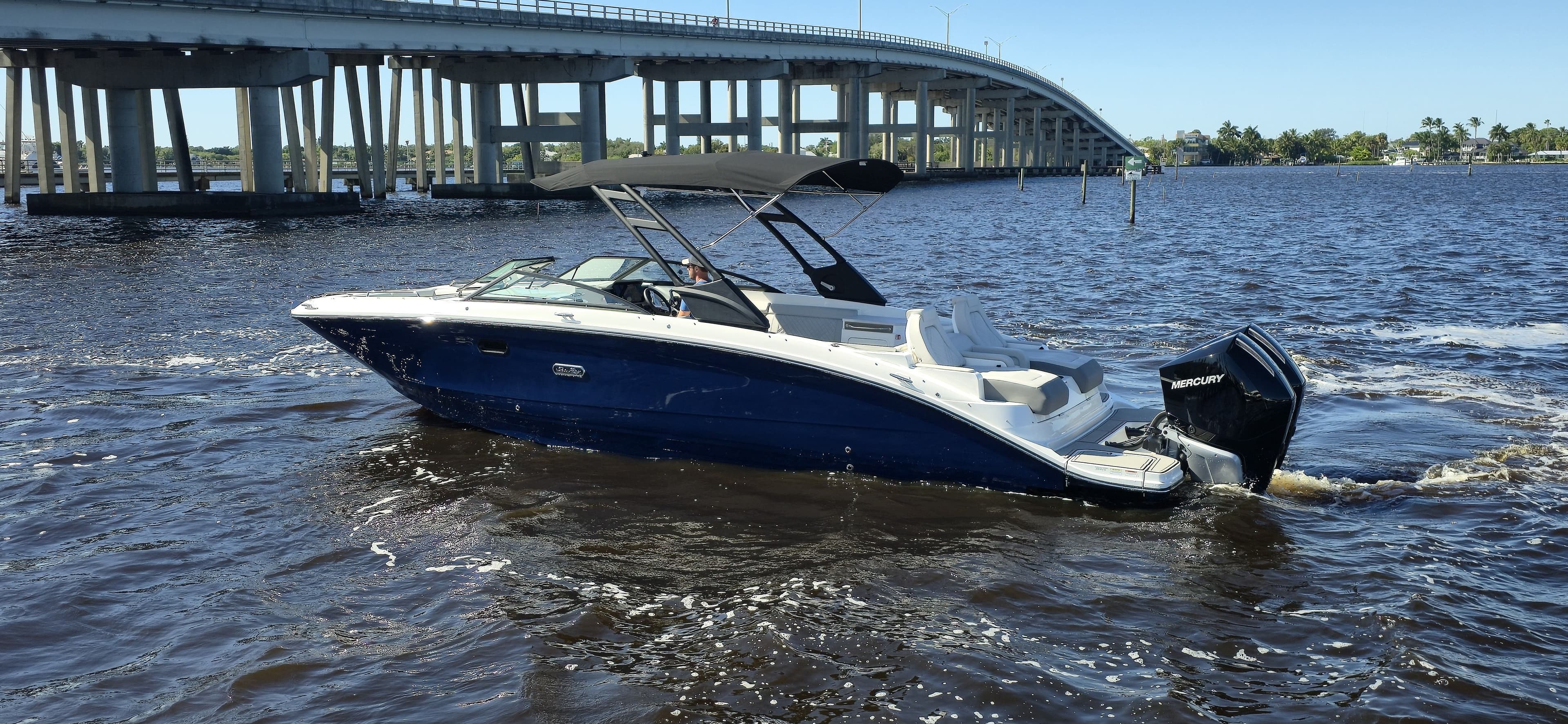 2026 Sea Ray SDX 290 Outboard - 7