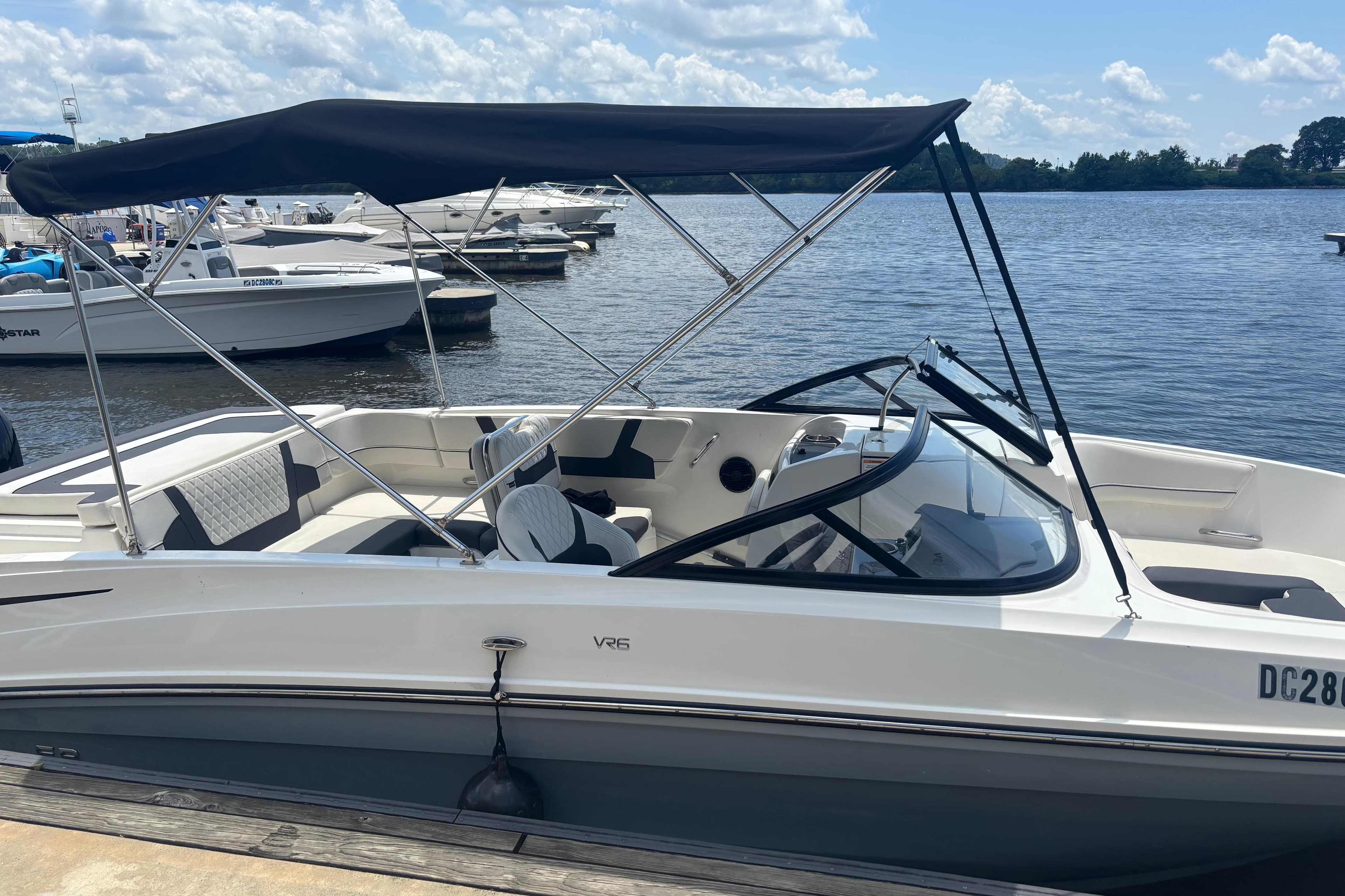 2024 Bayliner VR6 Bowrider OB