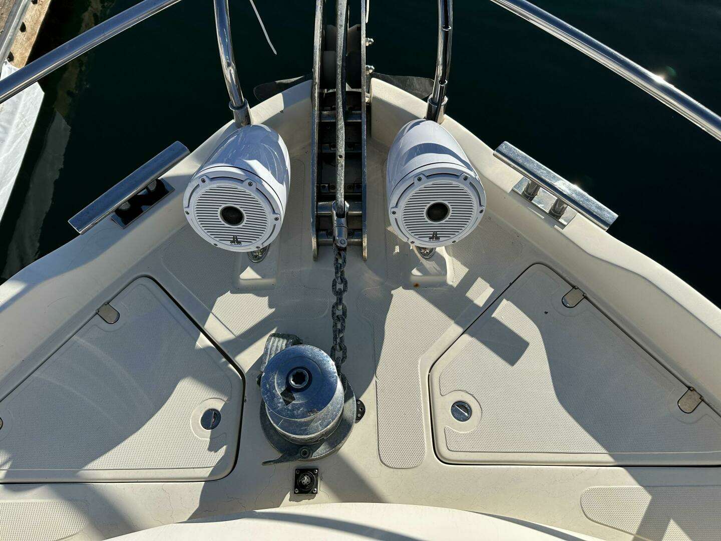 2003 Aicon 56 Flybridge - Image 7