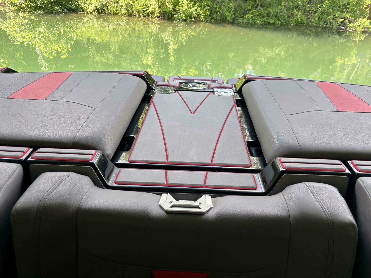 2022 Malibu 23 LSV - Image 34