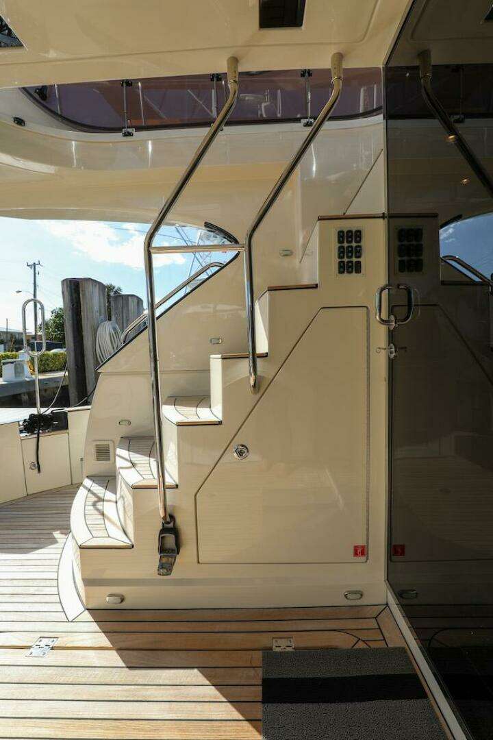 2016 Marquis 660 Sport Yacht - Image 57