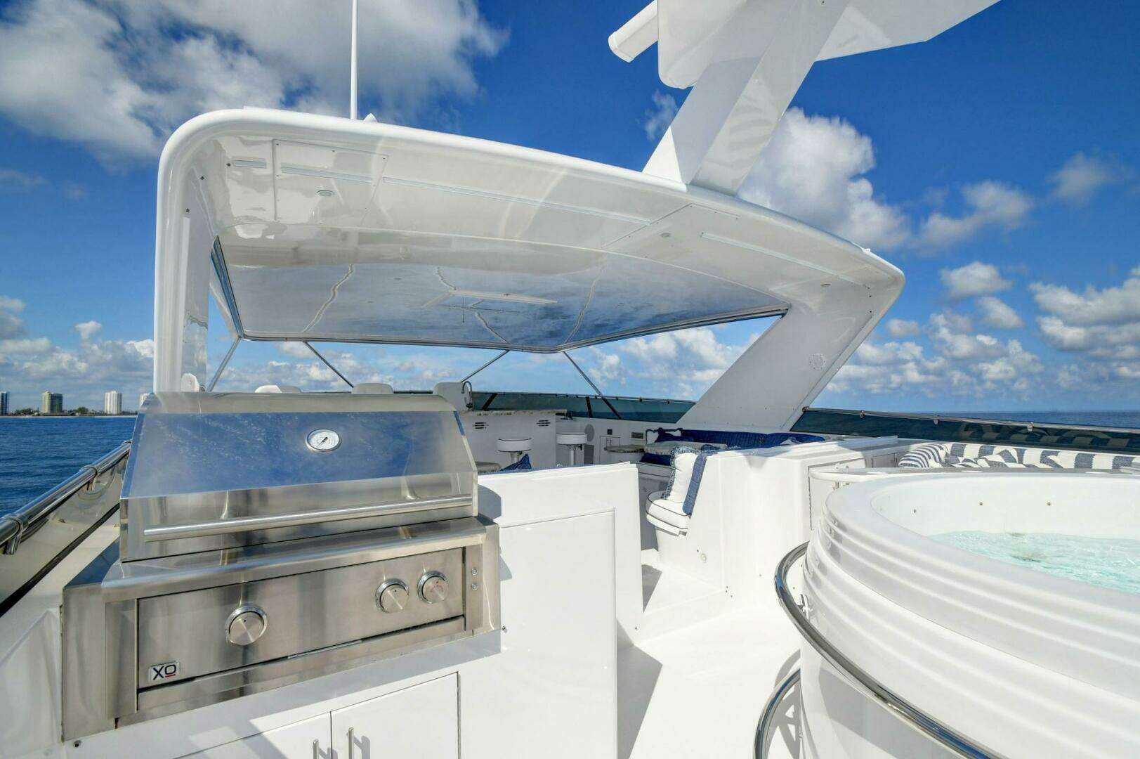 2005 Hatteras — - Image 48