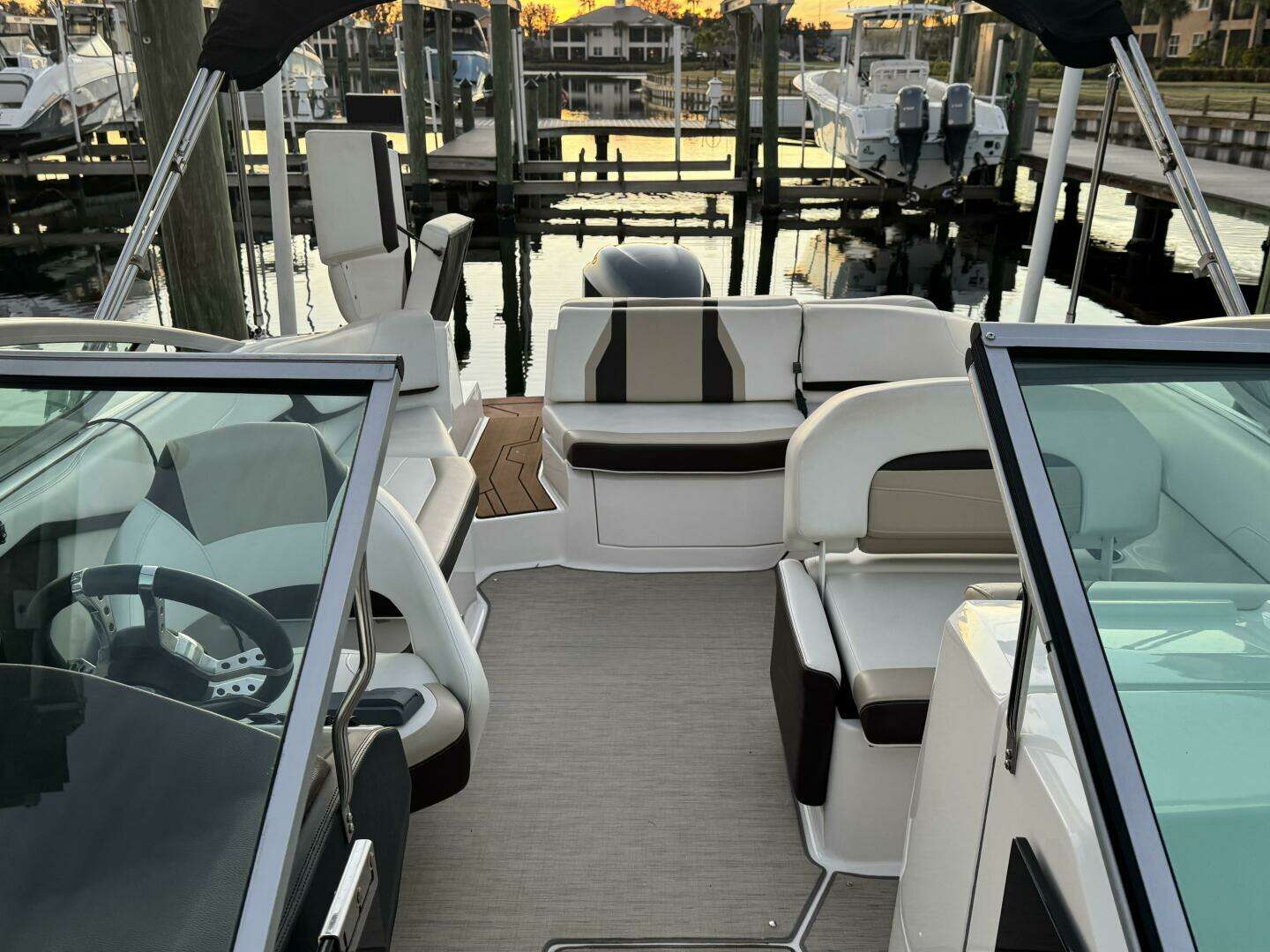 2016 Regal 23 OBX - Image 16