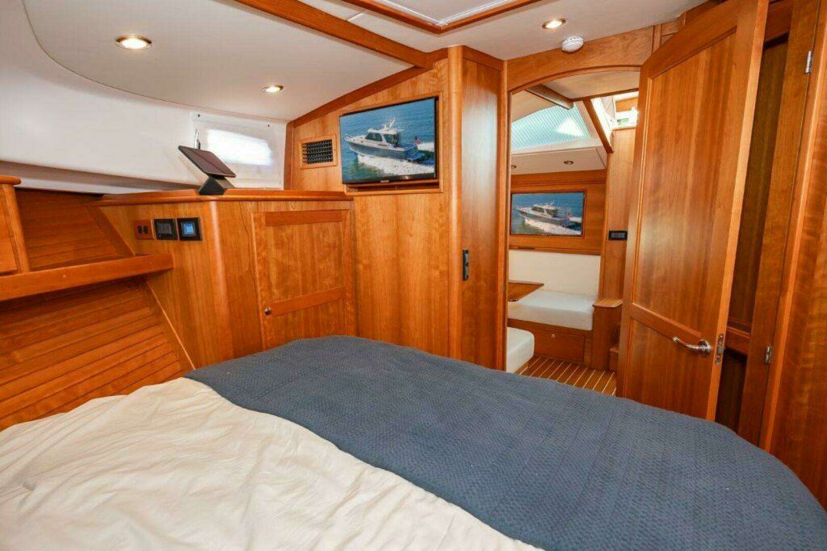 2024 Sabre 43  Salon Express - Image 34