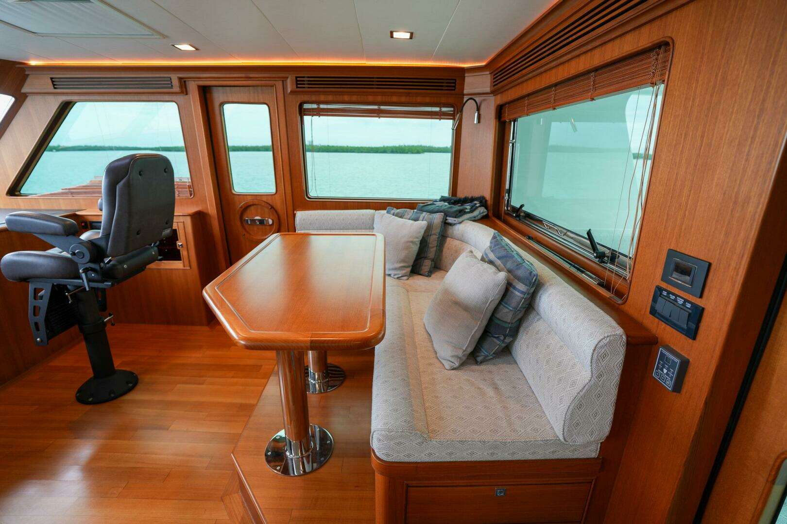 2022 Marlow Explorer 62E-CB - Image 57