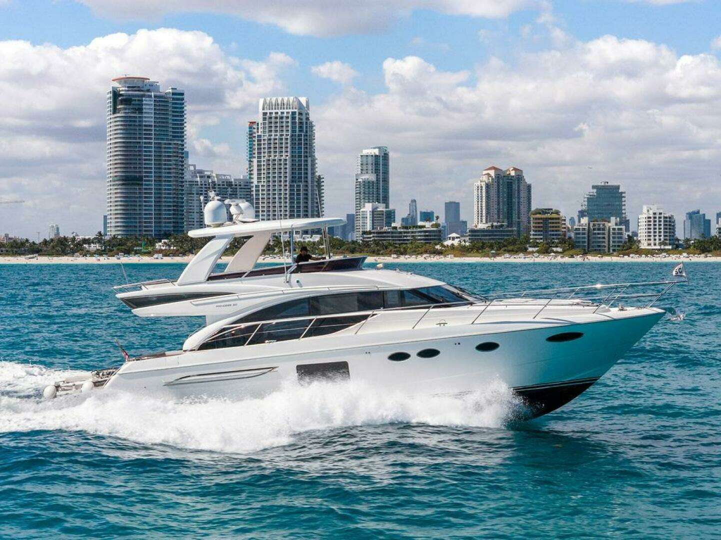 2016 Princess 60 Flybridge Motor Yacht - Image 15