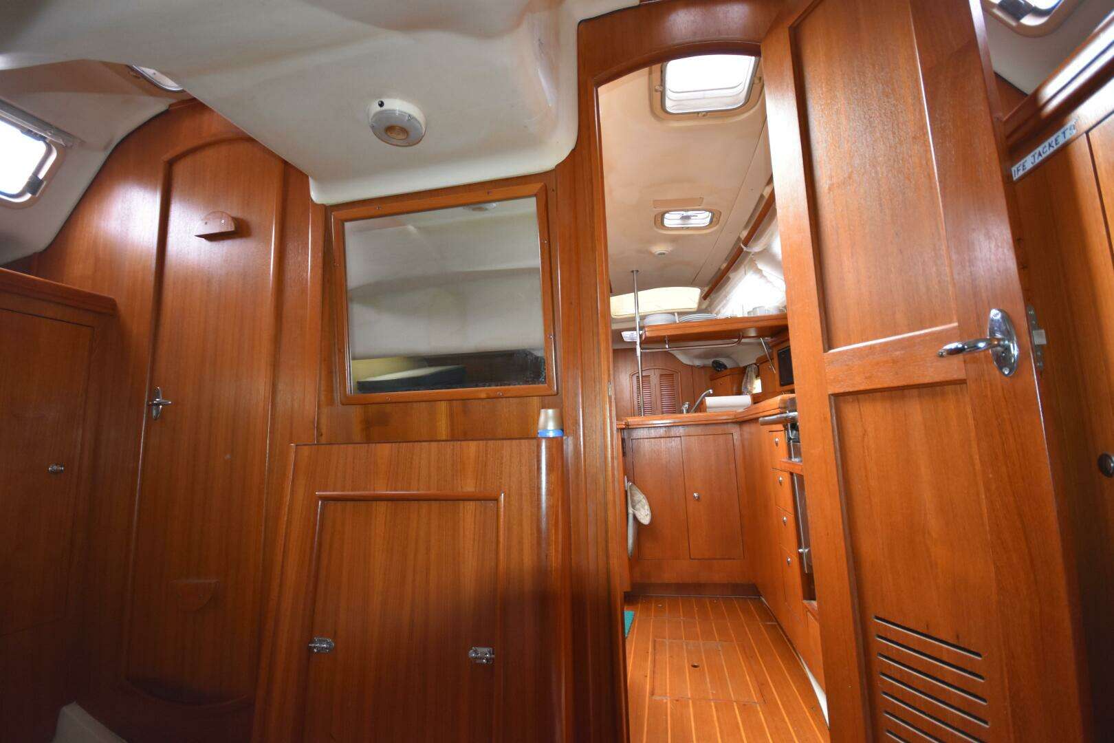 2003 Hunter 386 - Image 31