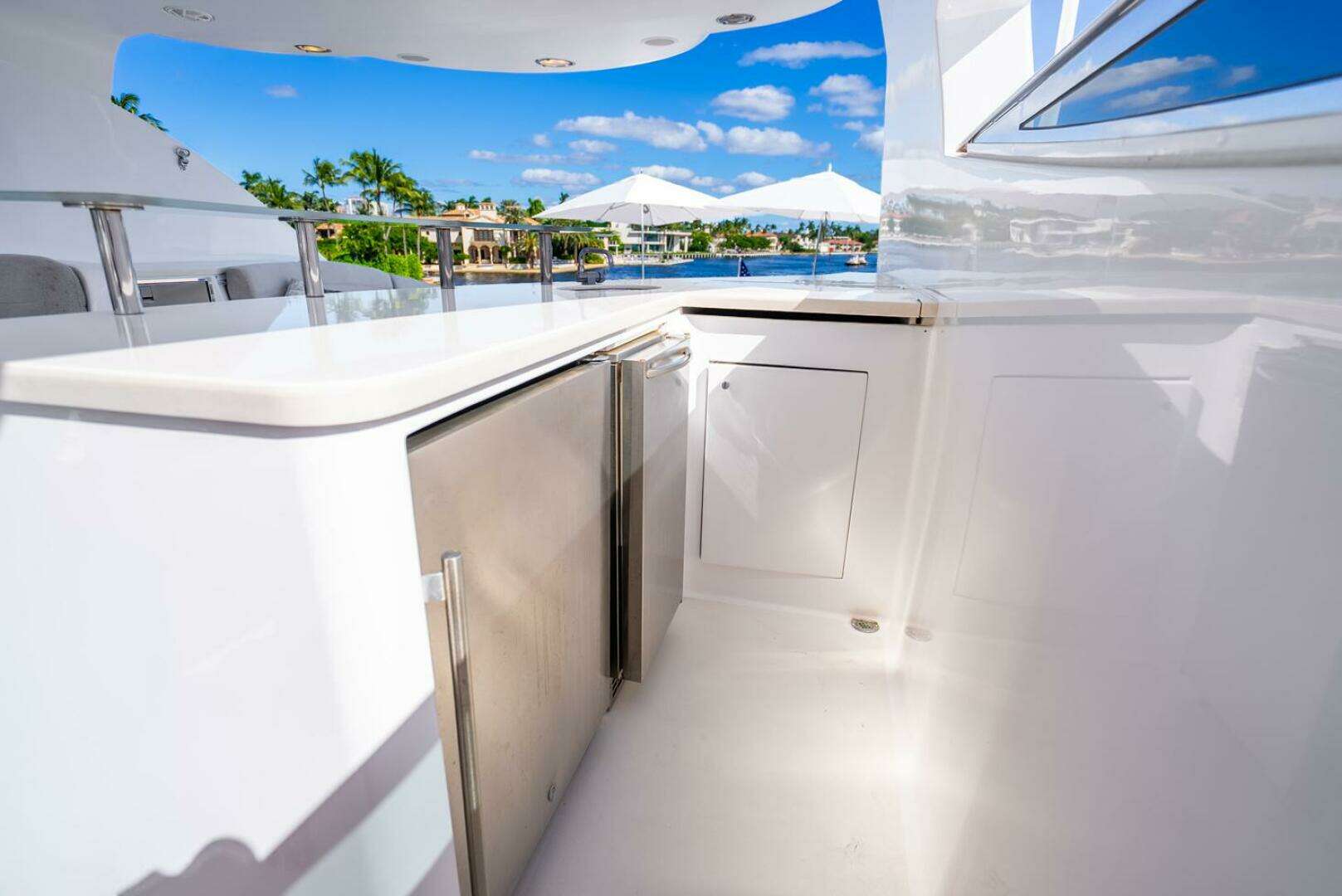 2008 Lazzara Yachts 116 - Image 69
