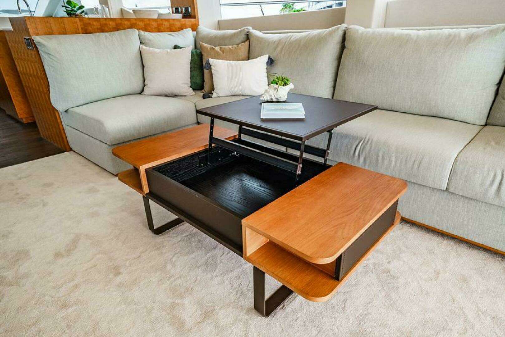 2024 Johnson Skylounge - Image 4
