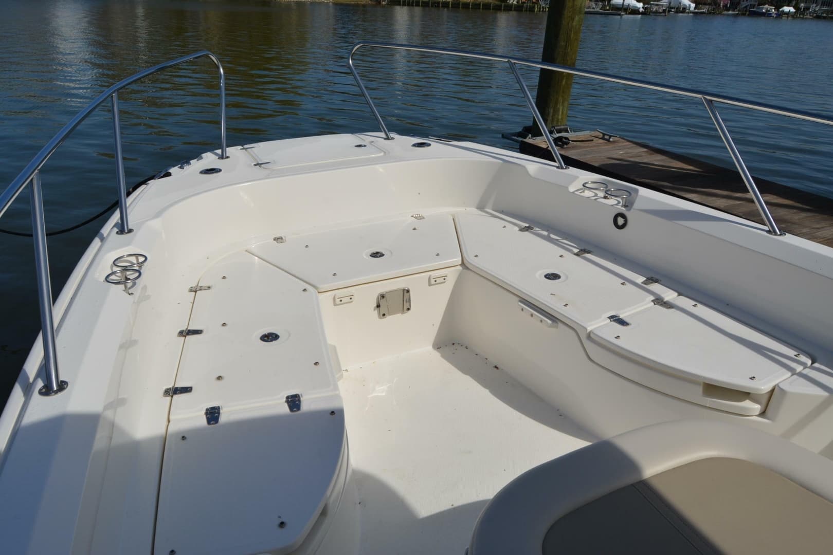 2021 Boston Whaler 270 Dauntless - Image 13