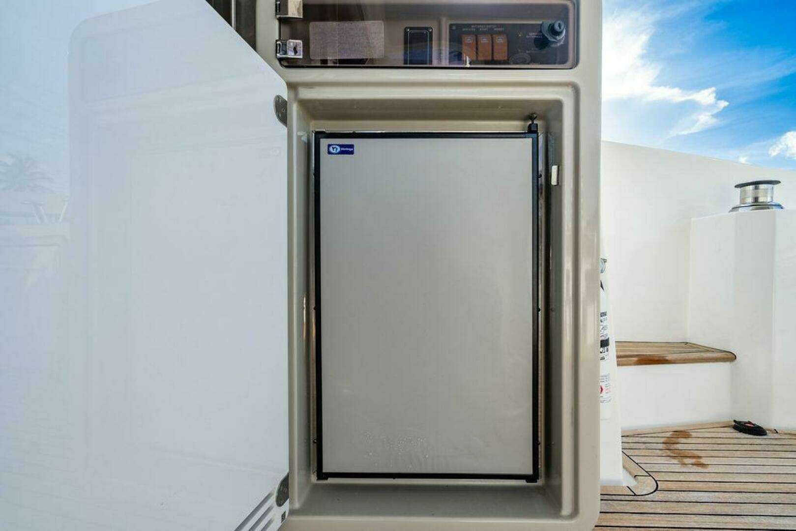 2015 Azimut Fly 50 - Image 28
