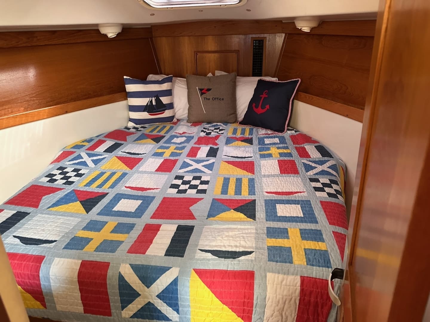 2002 Catalina 310 - Image 24