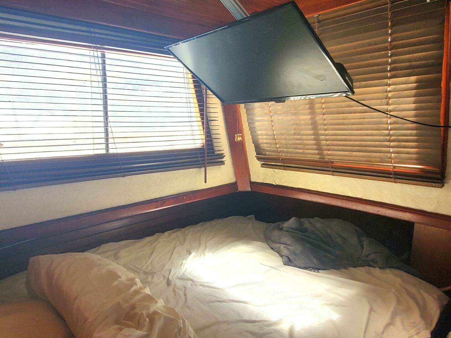 1980 CHB Double Cabin - Image 22